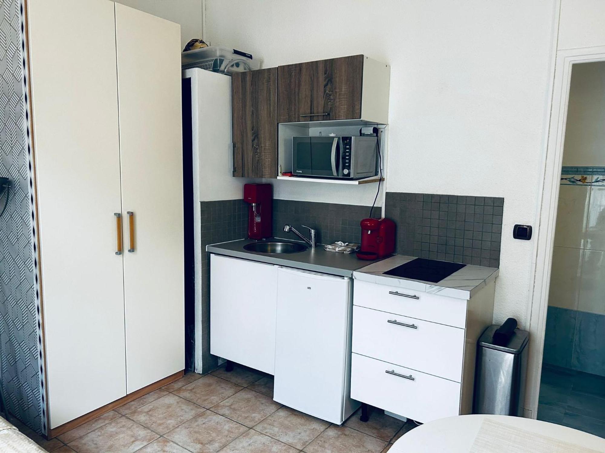 Lovely Studio Air Conditonned City Center Nice Exteriör bild